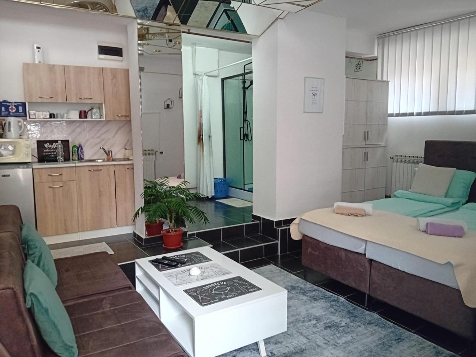 Floki Studio In The Center Сараево Екстериор снимка
